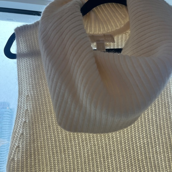 MICHAEL Michael Kors Cowl Neck Sleeveless Sweater - Picture 3 of 9